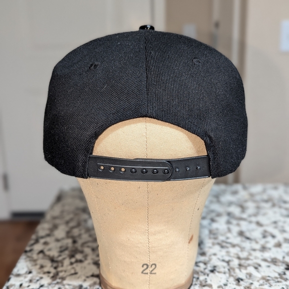 Vendetta Hat - Picture 3 of 5